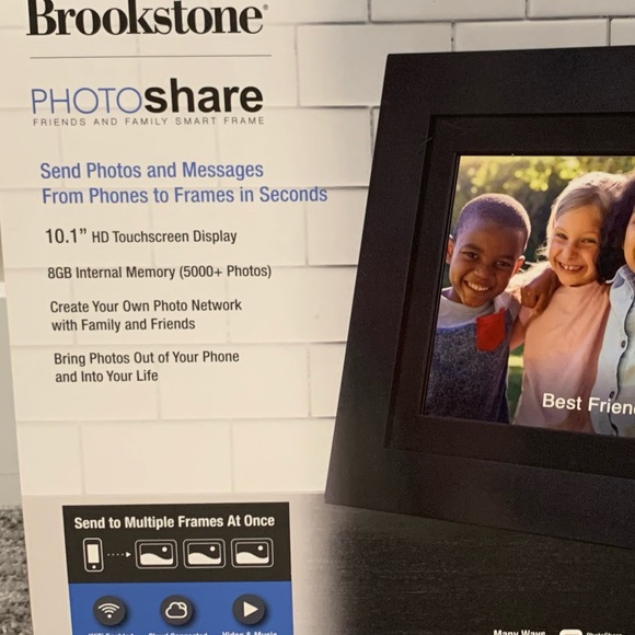 Brookstone Cameras, Photo & Video Brand New Brookstone Digital